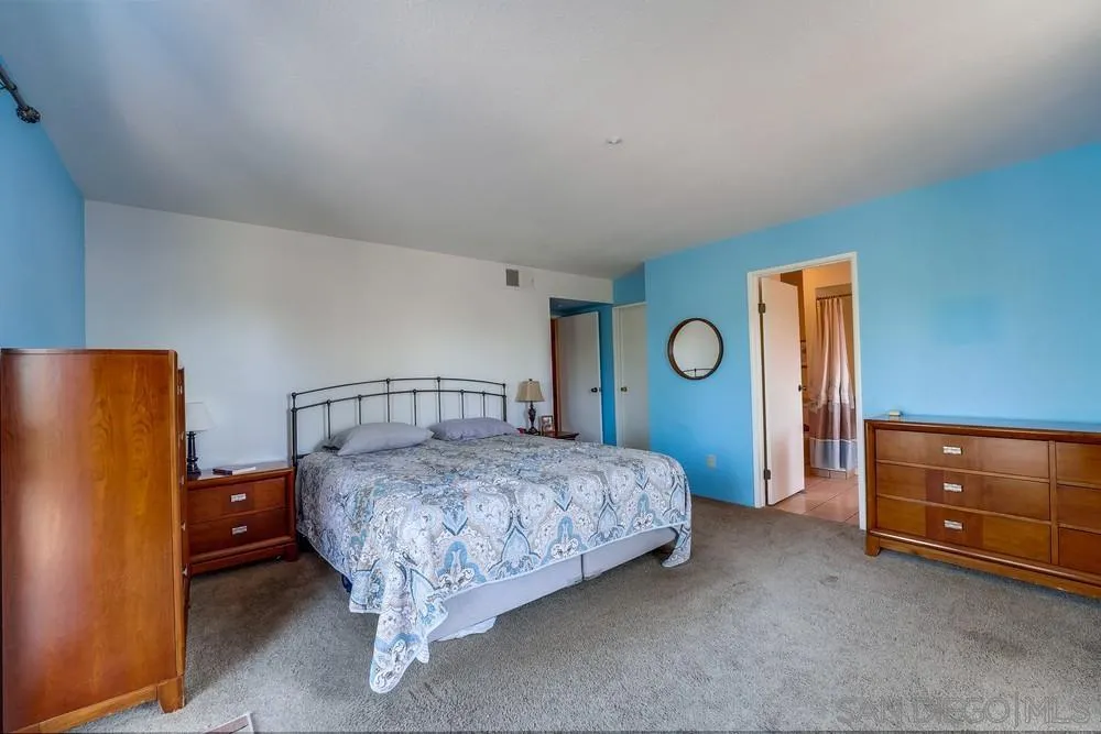 https://cdn.realtyfeed.com/cdn/127/220012469/3f834f026186896e19ed613619a36f3e.webp