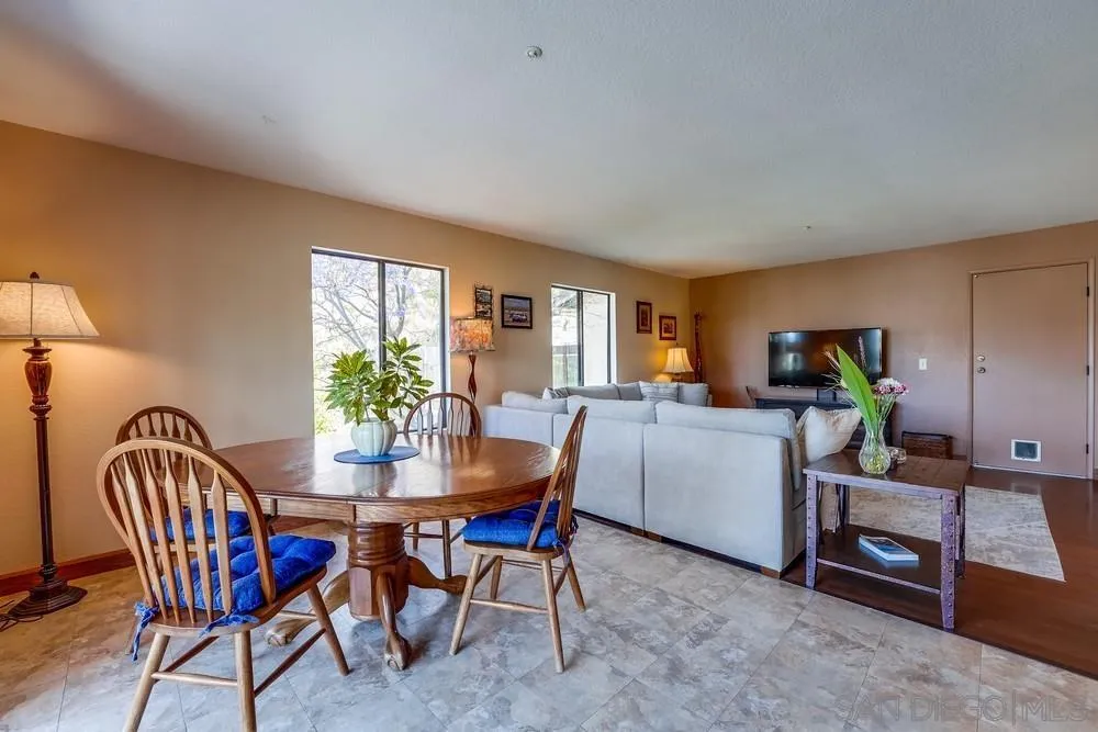 https://cdn.realtyfeed.com/cdn/127/220012469/6469824117796ec75a01fdf3ebf1da23.webp