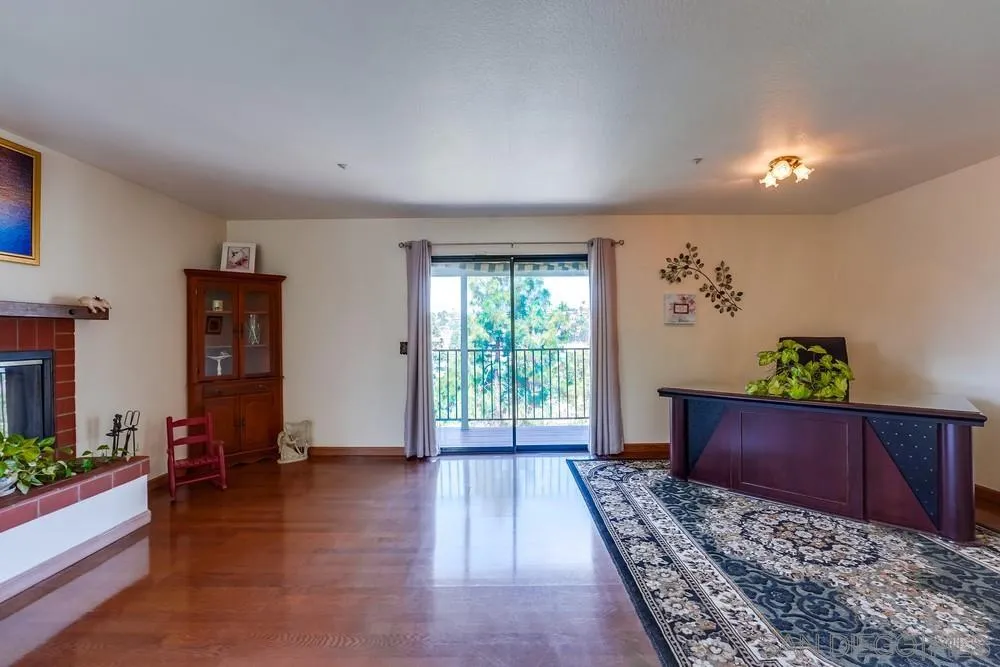 https://cdn.realtyfeed.com/cdn/127/220012469/688009e95e926a205dd5d18e3d8cf948.webp