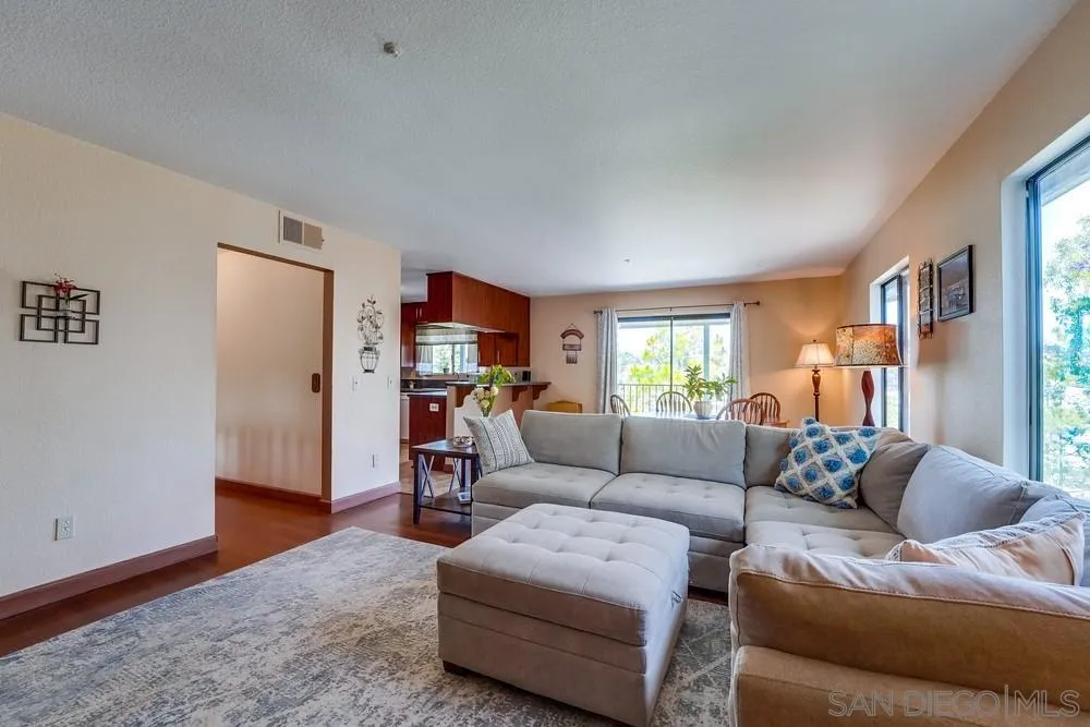 https://cdn.realtyfeed.com/cdn/127/220012469/d4fb3fa70b945d1a2aa6d48b096d27f3.webp