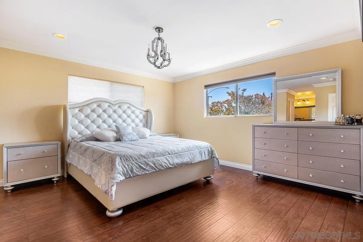 https://cdn.realtyfeed.com/cdn/127/220013416/b81f2e20af4bf57bf23261b581f3f86c.webp