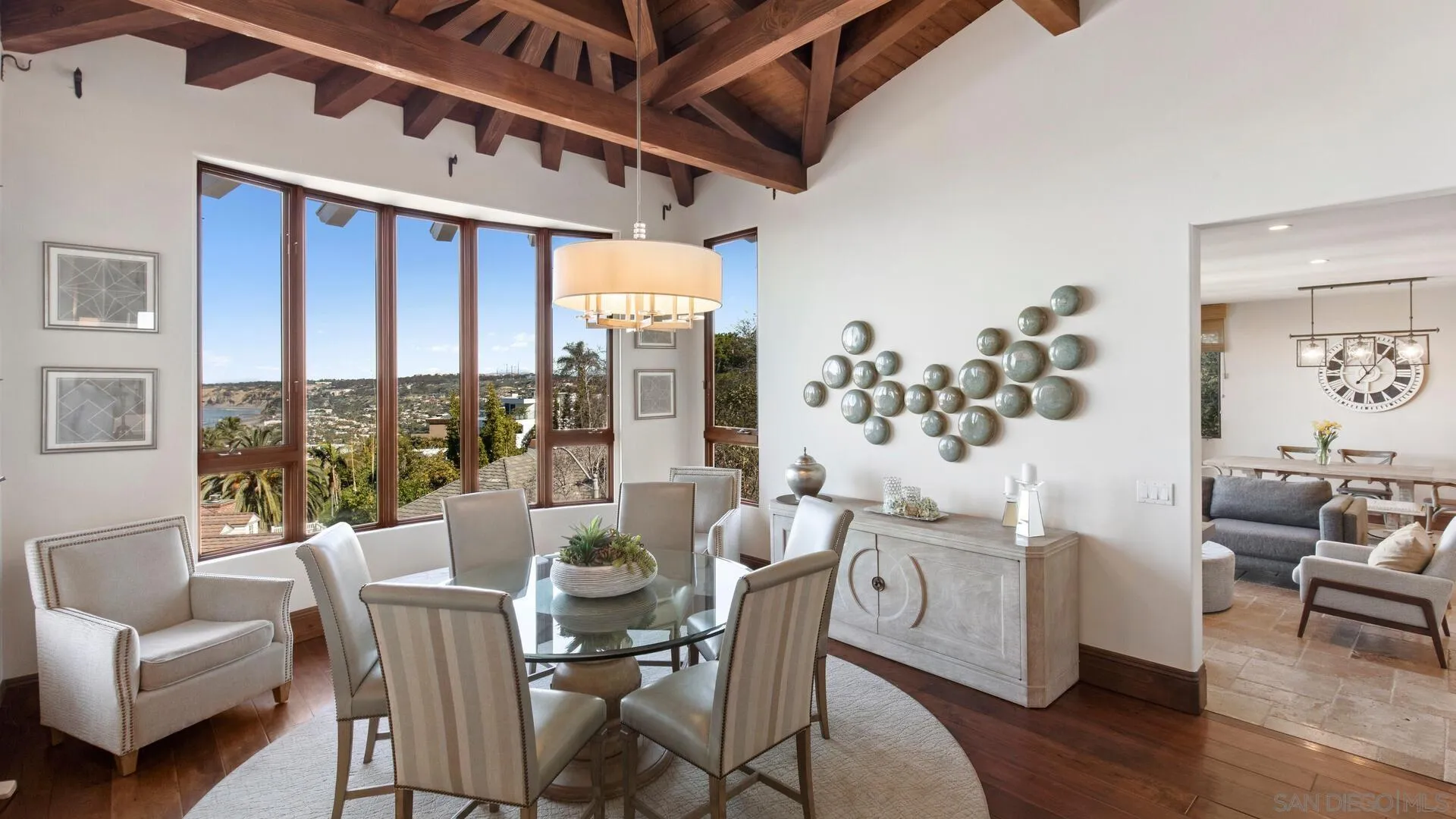 https://cdn.realtyfeed.com/cdn/127/220013813/202c3e6518c95a18105a23ca646a9935.webp