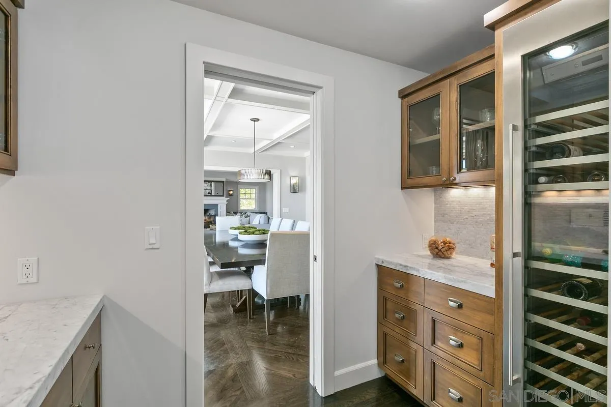 https://cdn.realtyfeed.com/cdn/127/220014069/66a995413e0dba8d461d695163eb5876.webp