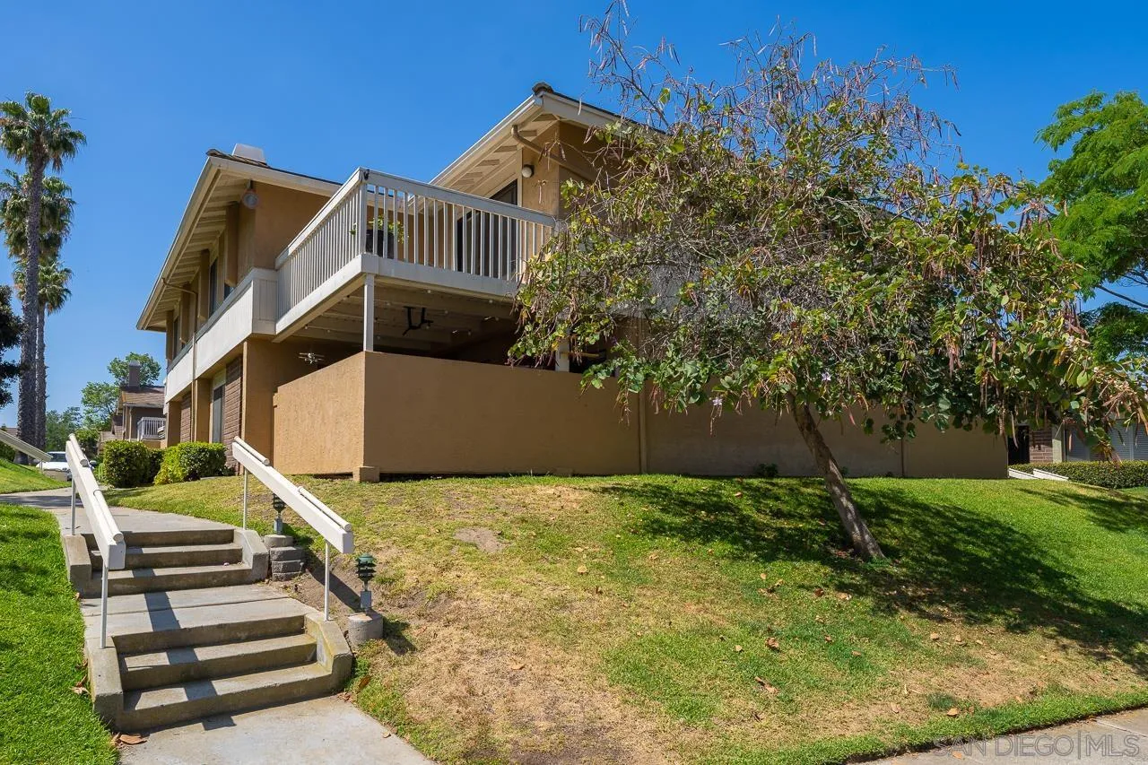 https://cdn.realtyfeed.com/cdn/127/220015007/e5d88a60e6b93313b3b52440170904bd.webp
