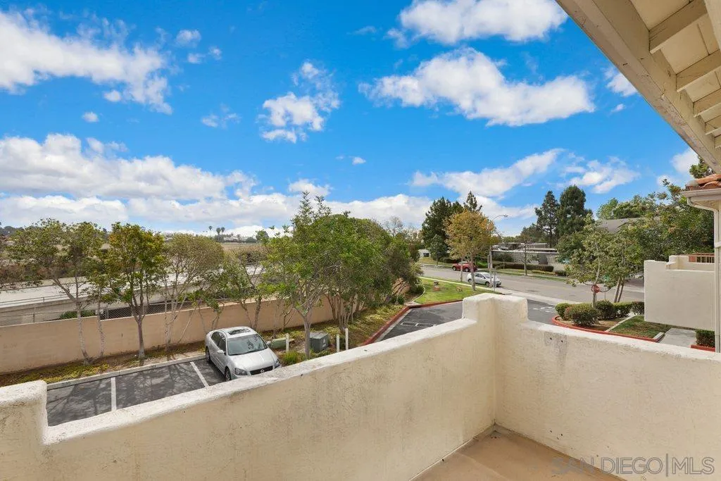 https://cdn.realtyfeed.com/cdn/127/220015229/461851db0647bd074951b89555a30a8e.webp