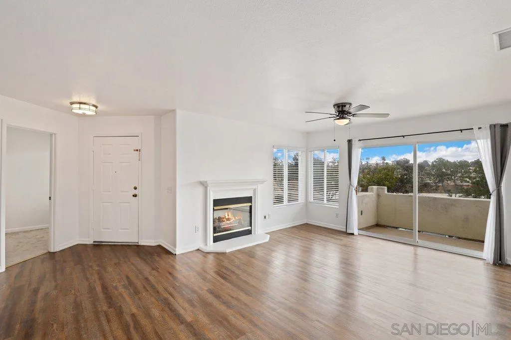 https://cdn.realtyfeed.com/cdn/127/220015229/58641ff80b3b0eb6b2674f212fcaa447.webp
