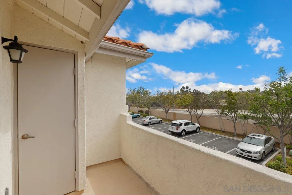 https://cdn.realtyfeed.com/cdn/127/220015229/b5525e7af3536912f3a5fe3036573fab.webp