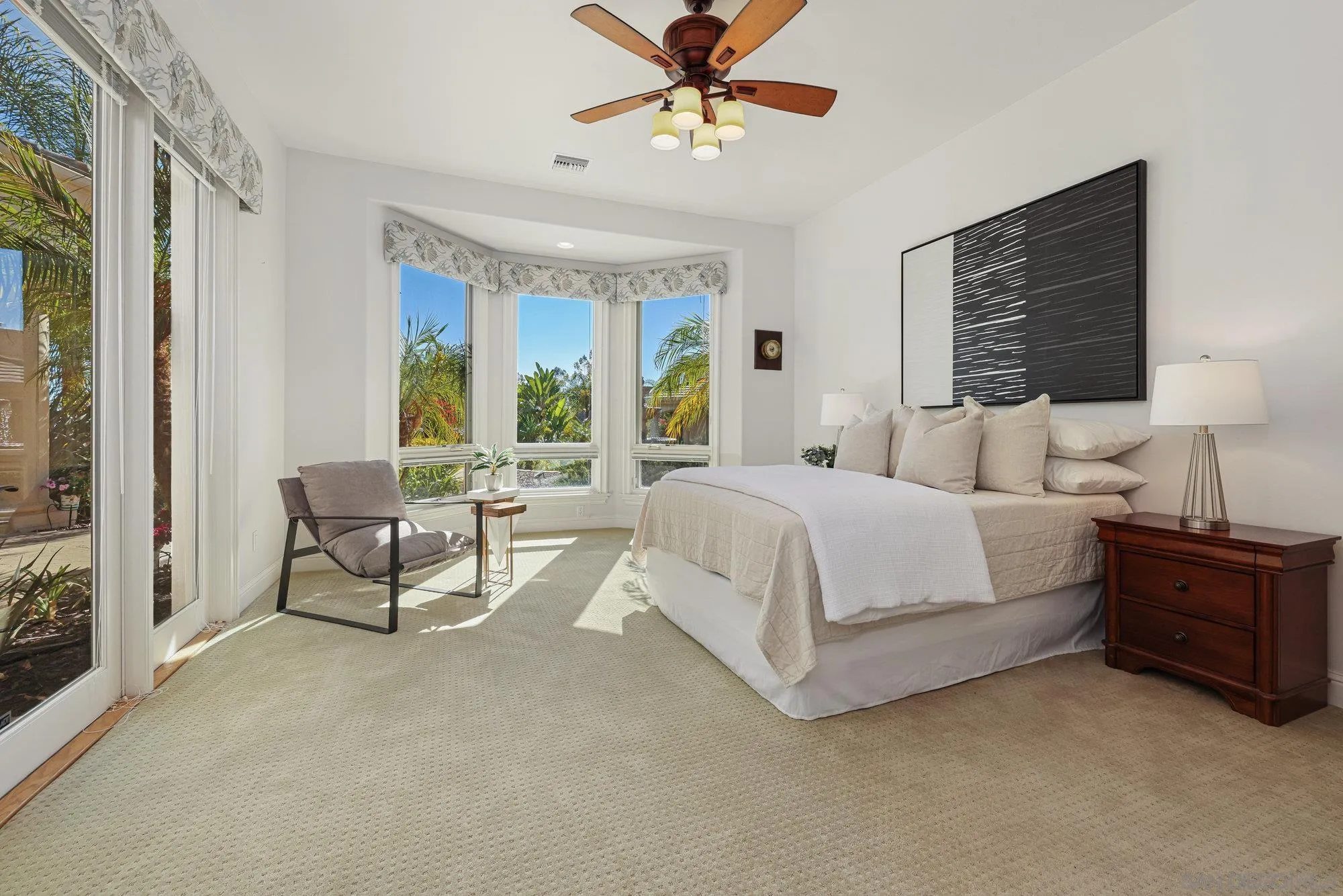https://cdn.realtyfeed.com/cdn/127/220015632/51ac7305e370f842ad5830c253f01a69.webp