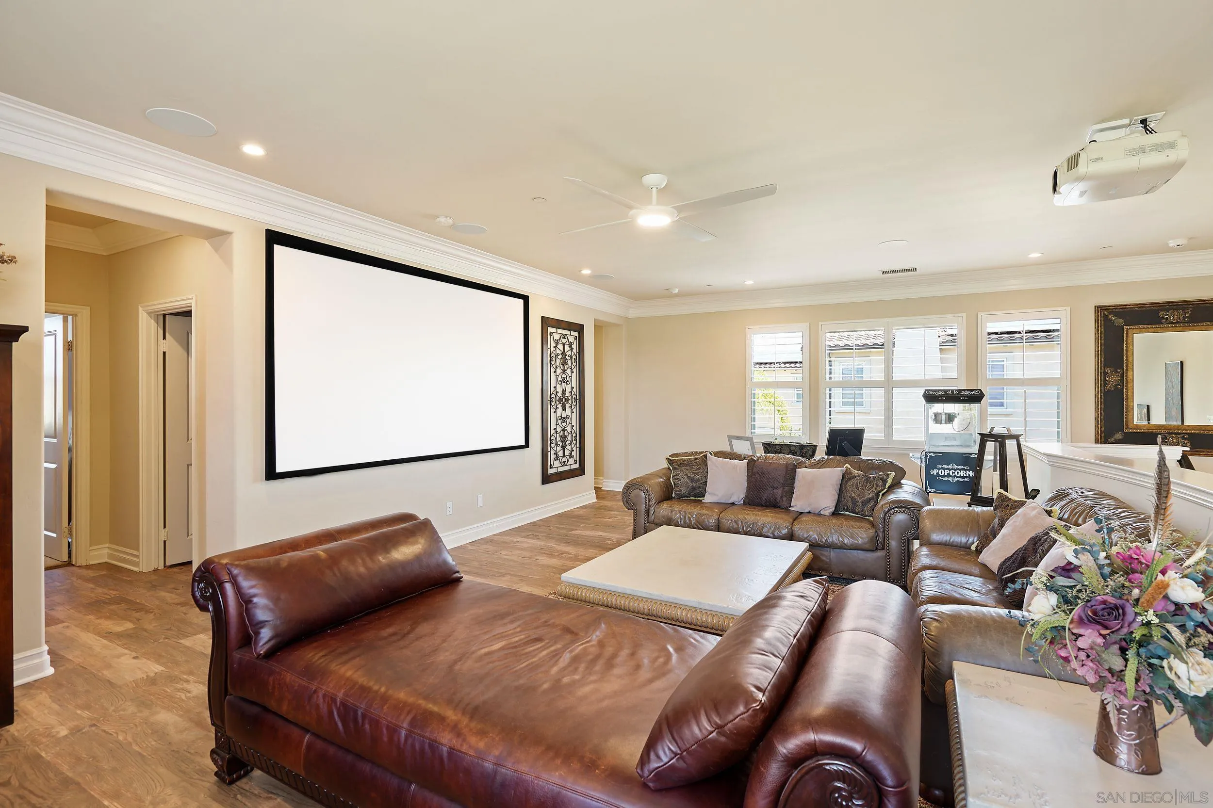 https://cdn.realtyfeed.com/cdn/127/220015897/70c7129f974970c219be1e0ab65683ae.webp