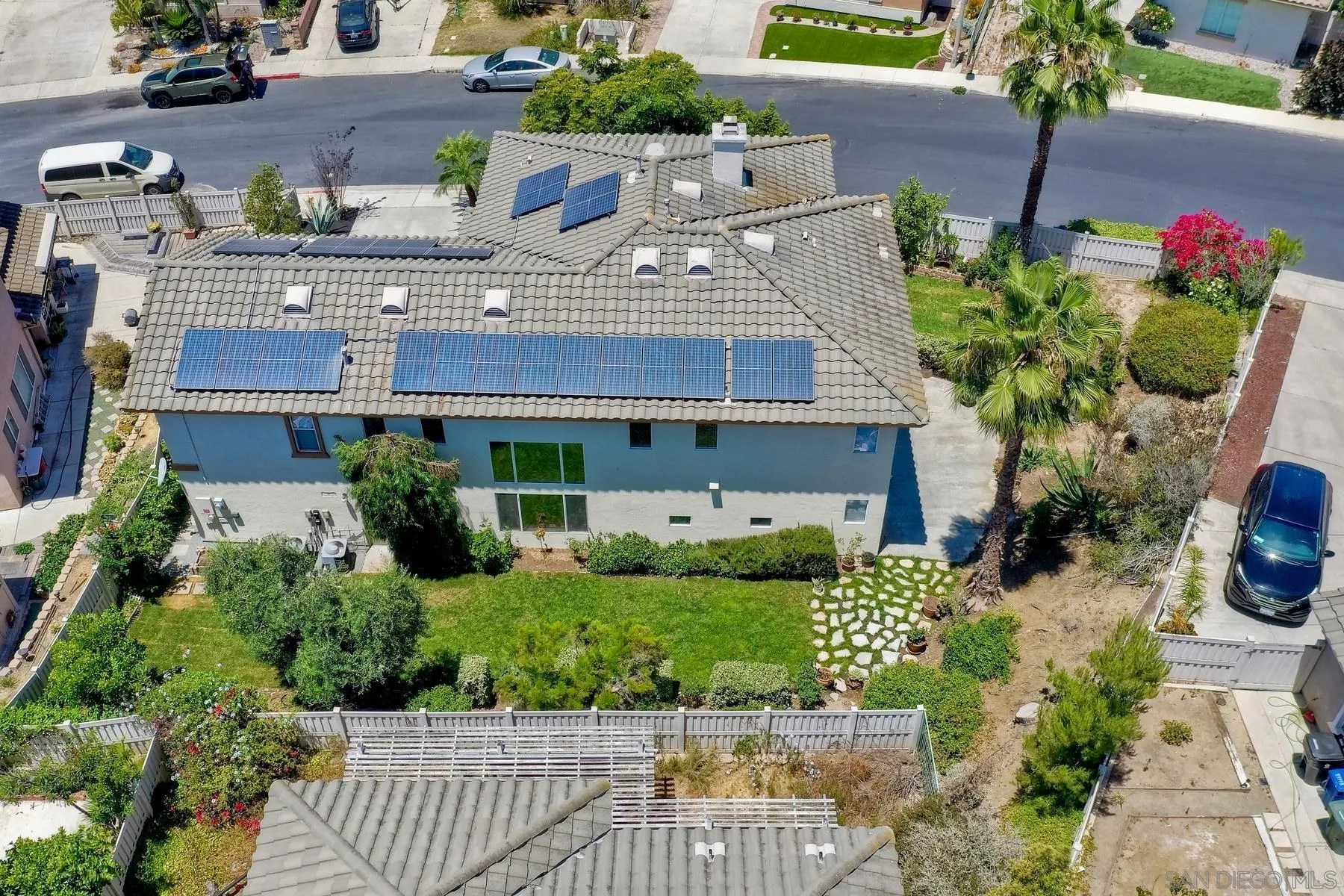 https://cdn.realtyfeed.com/cdn/127/220016315/717aee5edbc0c869ff823599d6064f23.webp