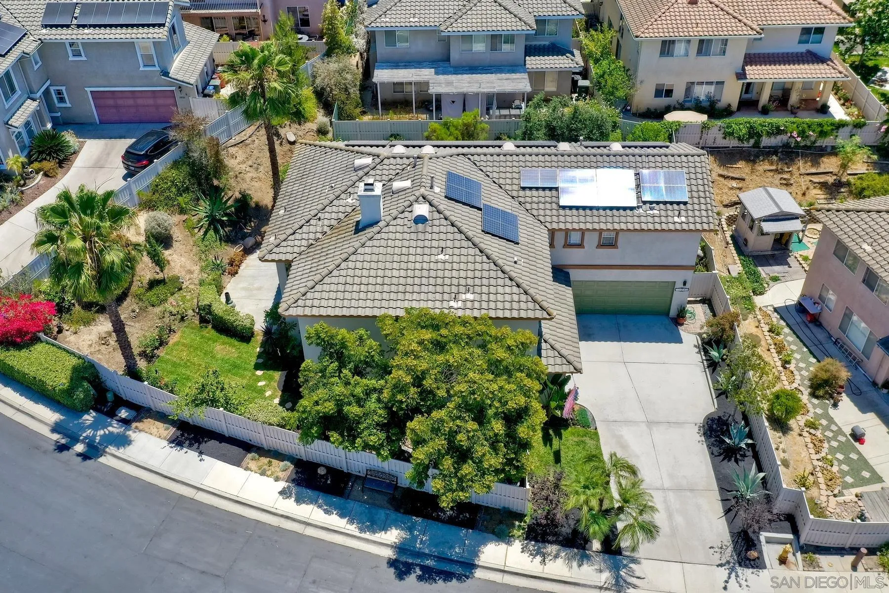https://cdn.realtyfeed.com/cdn/127/220016315/d979d093a1de5fbd4cb221fe3ed3d73d.webp