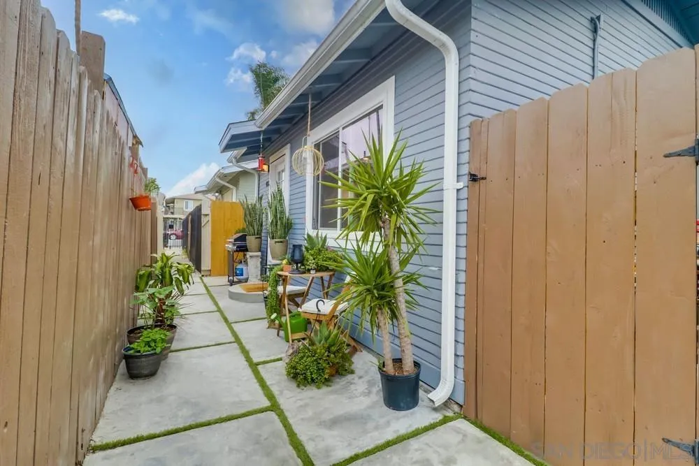 https://cdn.realtyfeed.com/cdn/127/220016369/d6585a053639049653145e128ecc5b07.webp