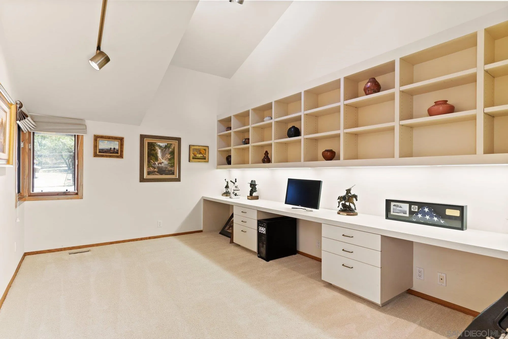 https://cdn.realtyfeed.com/cdn/127/220017529/e0fa8122e78e75104bae0690a59c22bd.webp