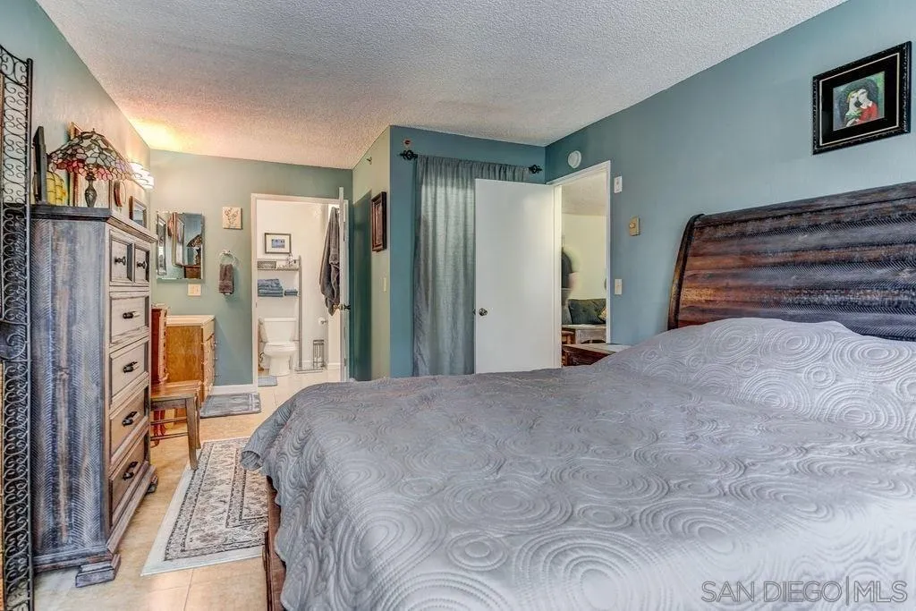 https://cdn.realtyfeed.com/cdn/127/220018190/a8b325012930eb4033163ca8bf36e606.webp
