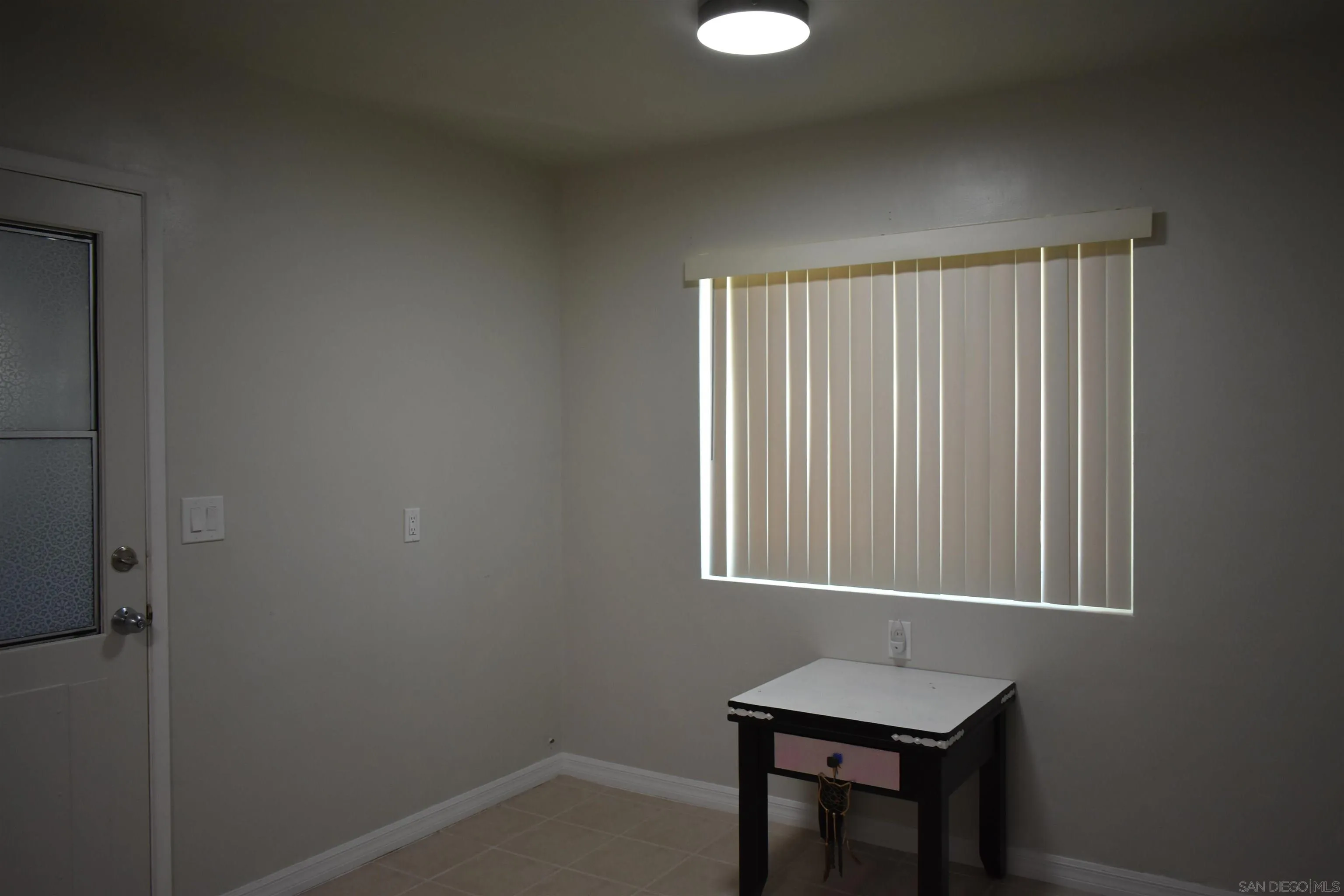 https://cdn.realtyfeed.com/cdn/127/220018215/0e05fc0c1677a25d107a979259869d6d.webp