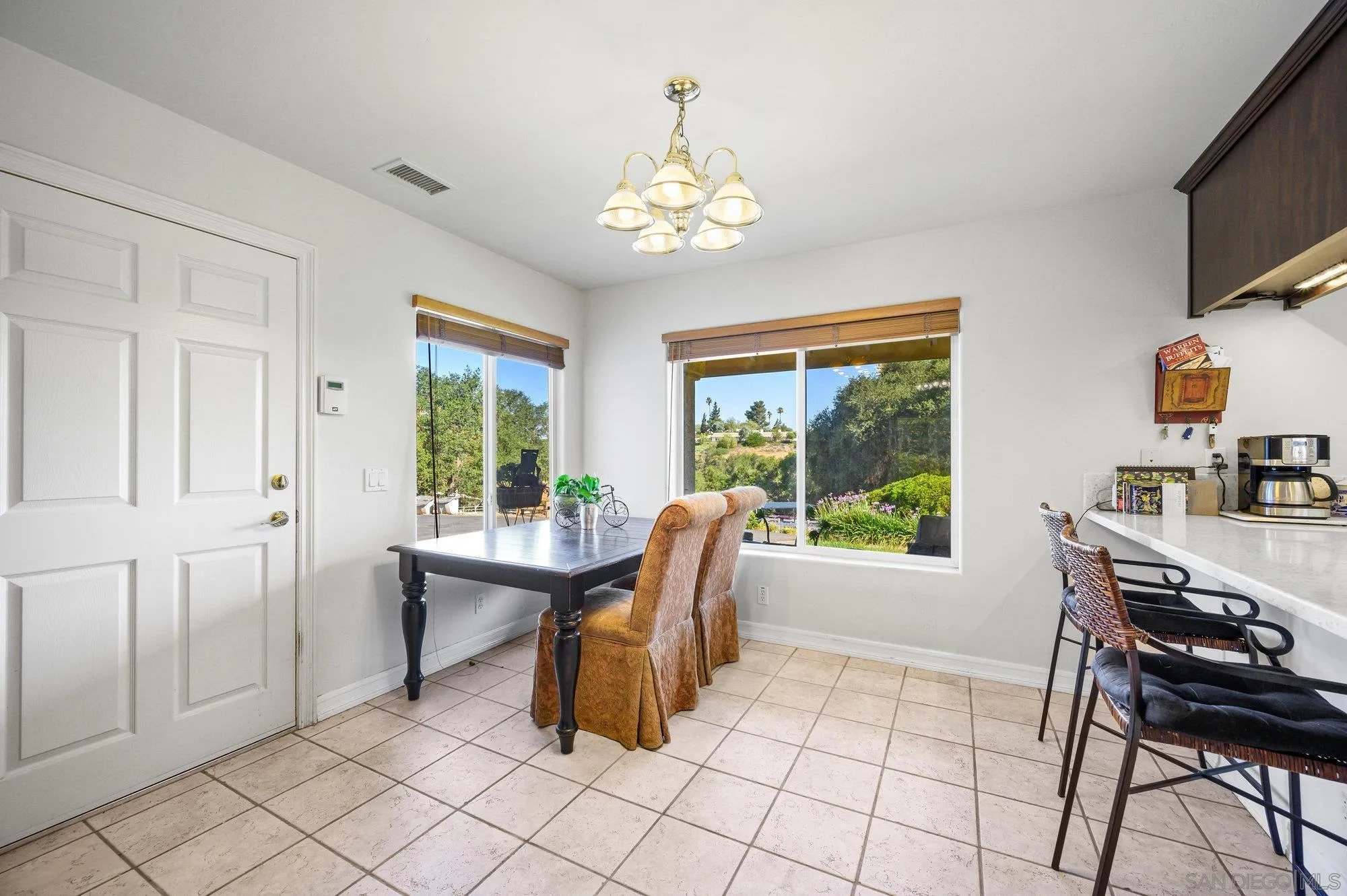 https://cdn.realtyfeed.com/cdn/127/220018488/295975f2c811636ea602de3612b43916.webp