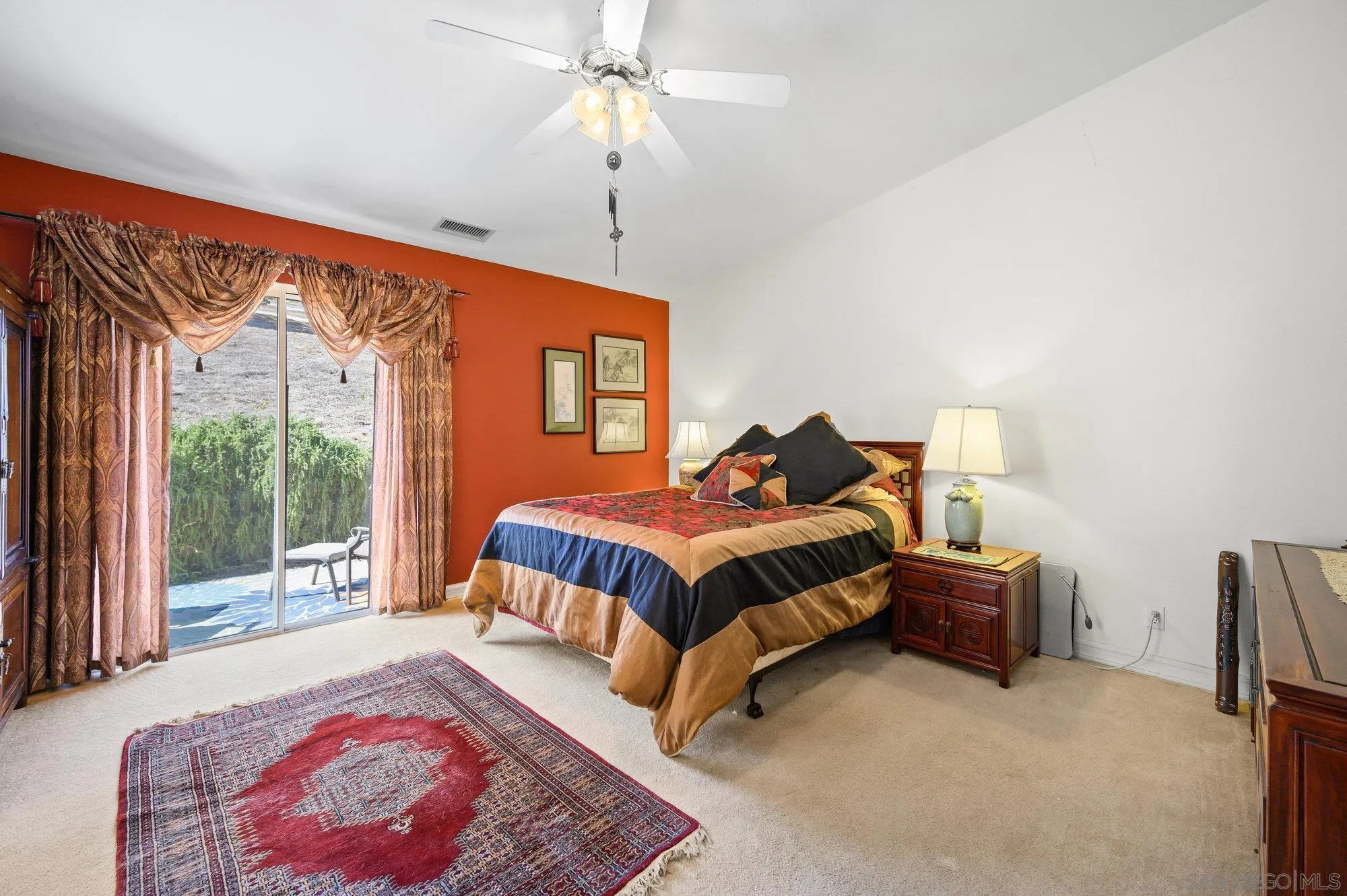 https://cdn.realtyfeed.com/cdn/127/220018488/74ac2491911f574acf33161e687b2460.webp