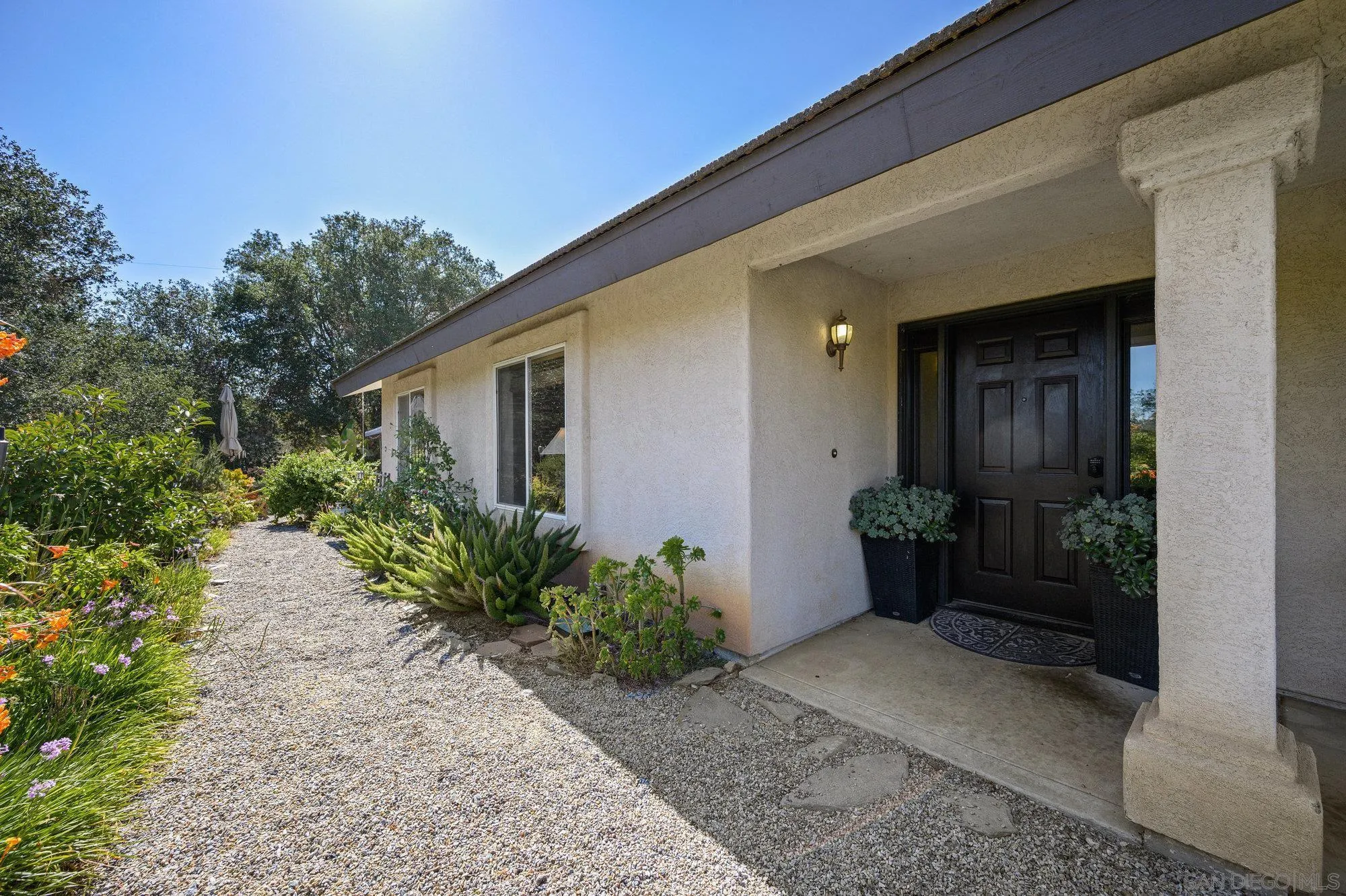 https://cdn.realtyfeed.com/cdn/127/220018488/75f64492588ea7524f254b70de8348d8.webp