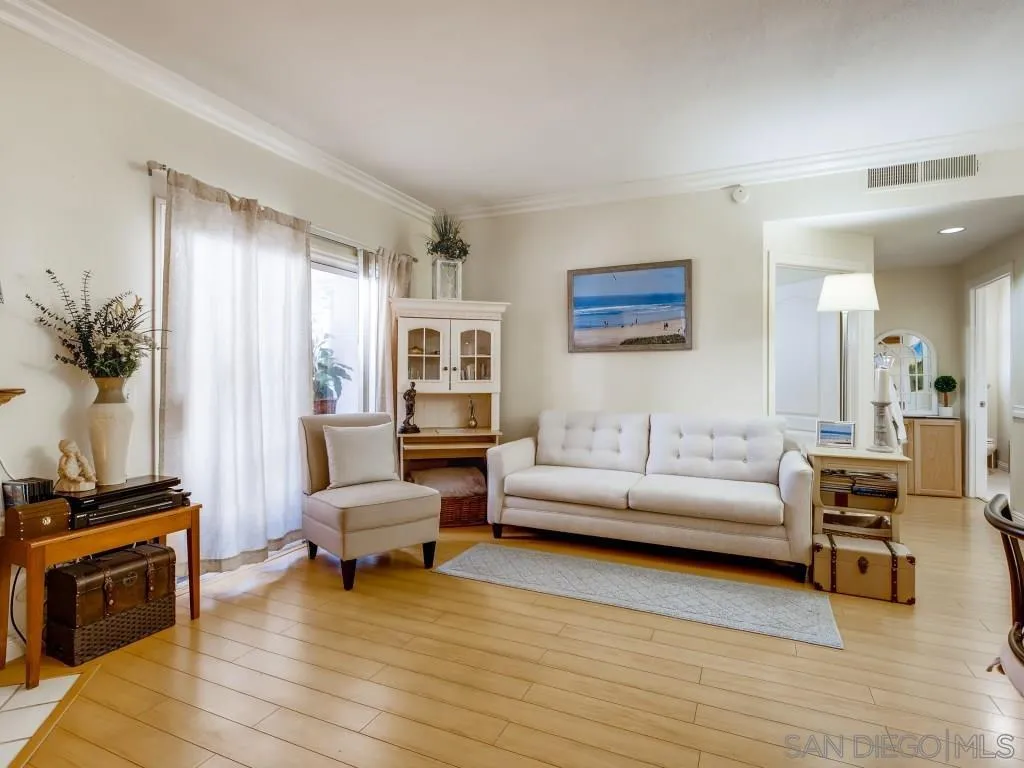 https://cdn.realtyfeed.com/cdn/127/220018742/5752eeb4d9323a620af35b43bf372e20.webp