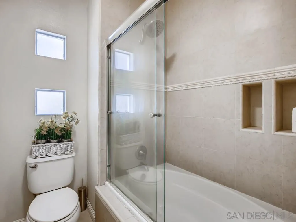 https://cdn.realtyfeed.com/cdn/127/220018742/7e6abd141c84b32c70d87ef3d0ea6a0b.webp