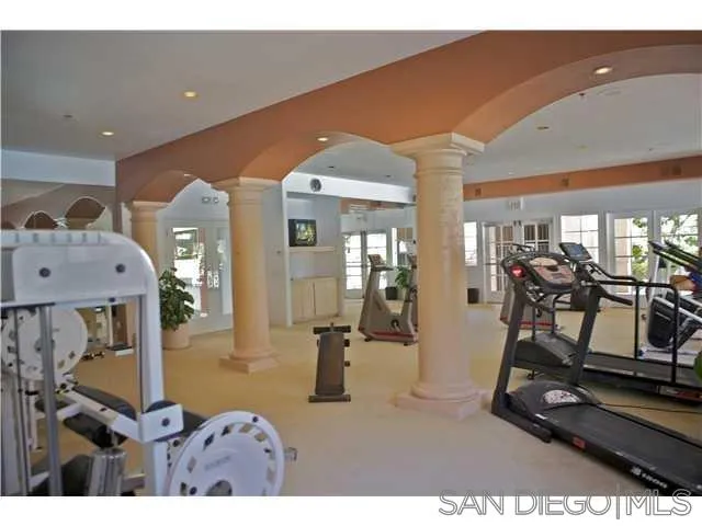 https://cdn.realtyfeed.com/cdn/127/220018742/b34acb4364dfec73aeee689d107609a4.webp