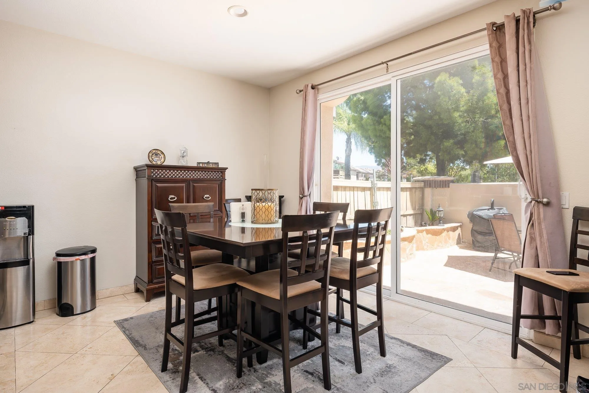 https://cdn.realtyfeed.com/cdn/127/220019364/54f1977dd54c169093270bd9061d9a7a.webp