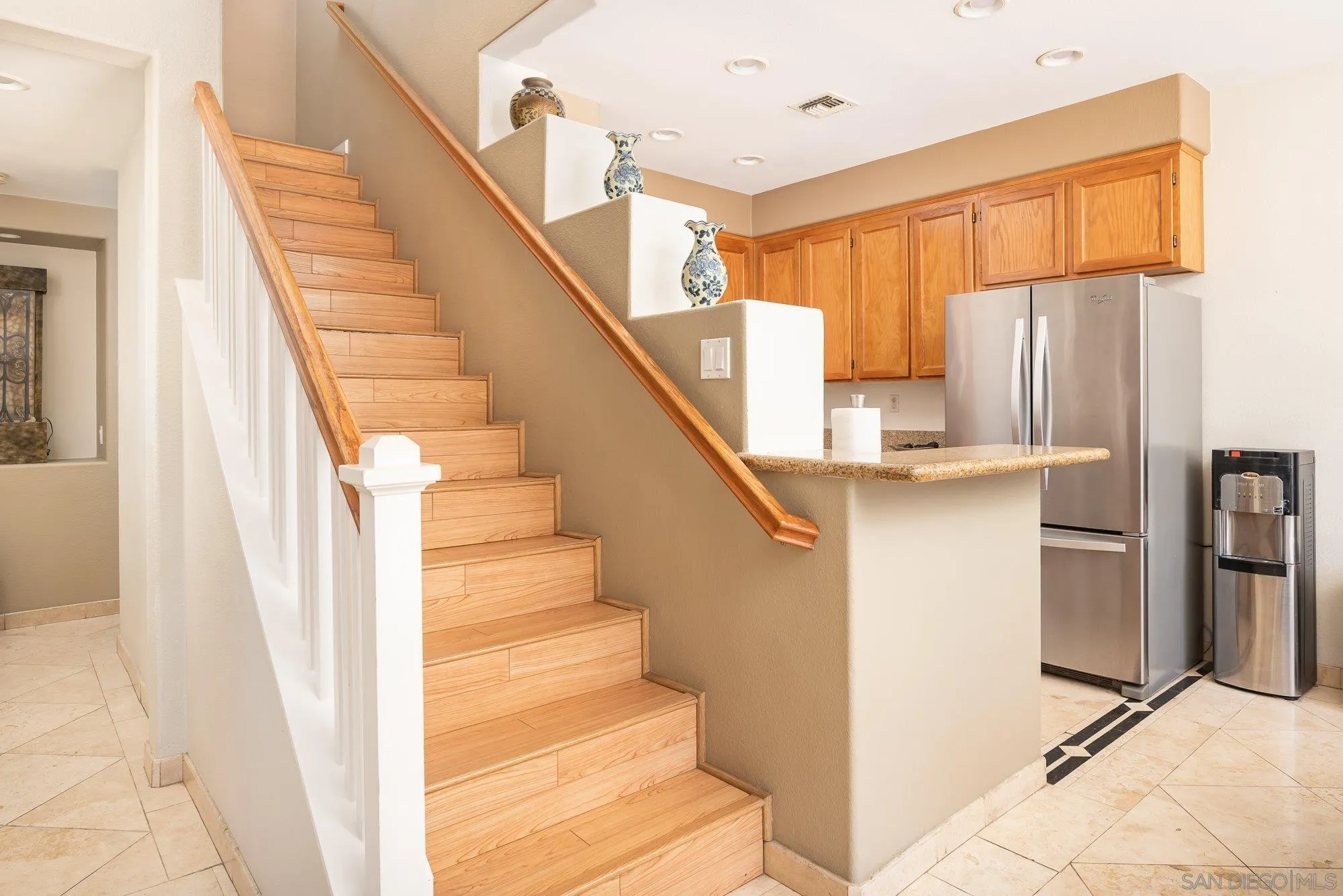https://cdn.realtyfeed.com/cdn/127/220019364/fd22f0868179522241949816975c7a2f.webp