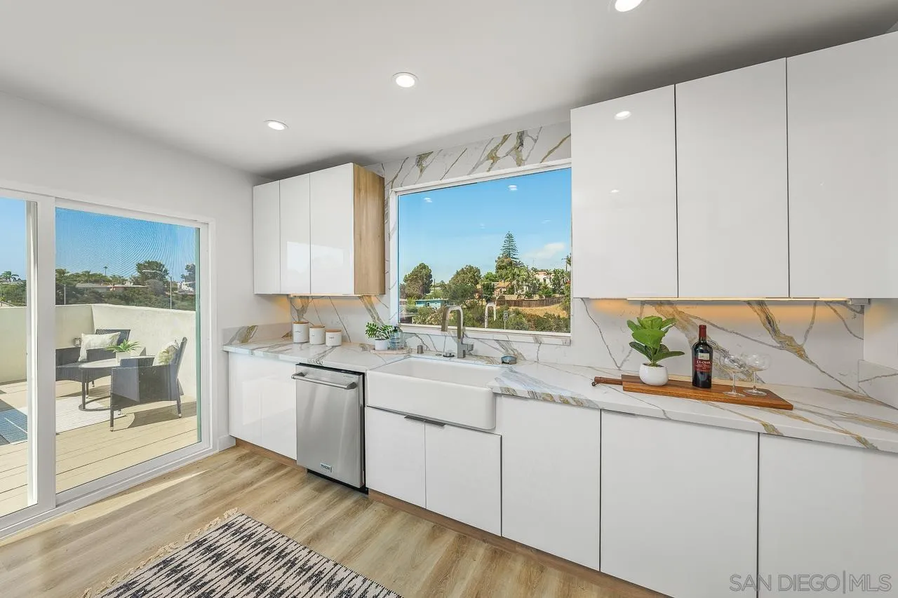 https://cdn.realtyfeed.com/cdn/127/220019515/62aa3130186a756598d35eb39139e3e7.webp