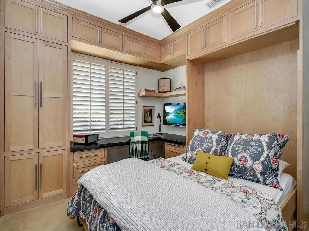 https://cdn.realtyfeed.com/cdn/127/220019679/252deec8e58383dfb872d9f48117e53d.webp