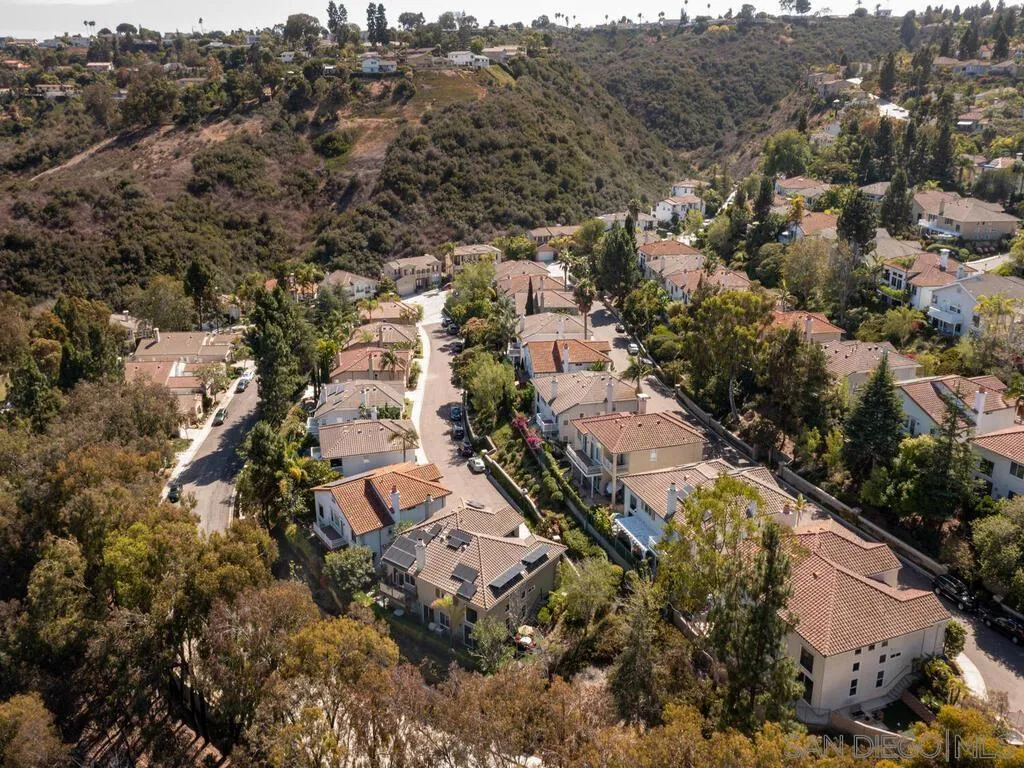https://cdn.realtyfeed.com/cdn/127/220019679/687c067081b16673f1acdad37430010e.webp