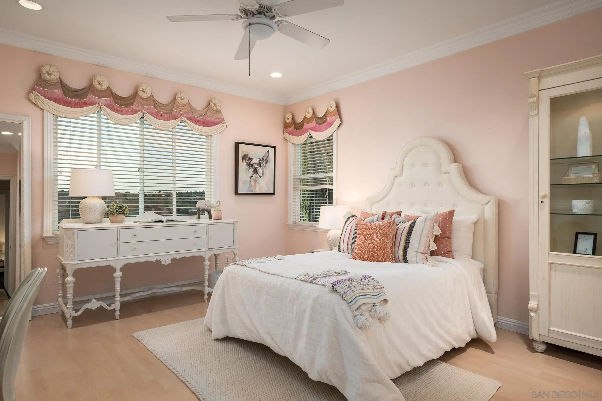 https://cdn.realtyfeed.com/cdn/127/220020473/568f6d58effaa3a30e0f615e74fdf158.webp
