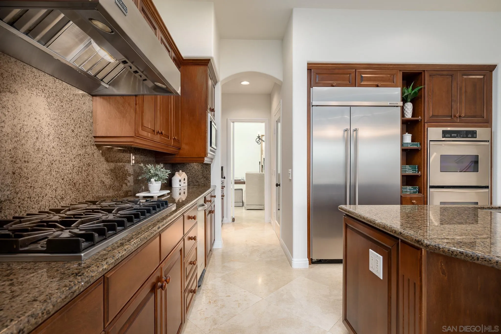 https://cdn.realtyfeed.com/cdn/127/220020473/a7b291399fd1cc15de1332fab0145da2.webp