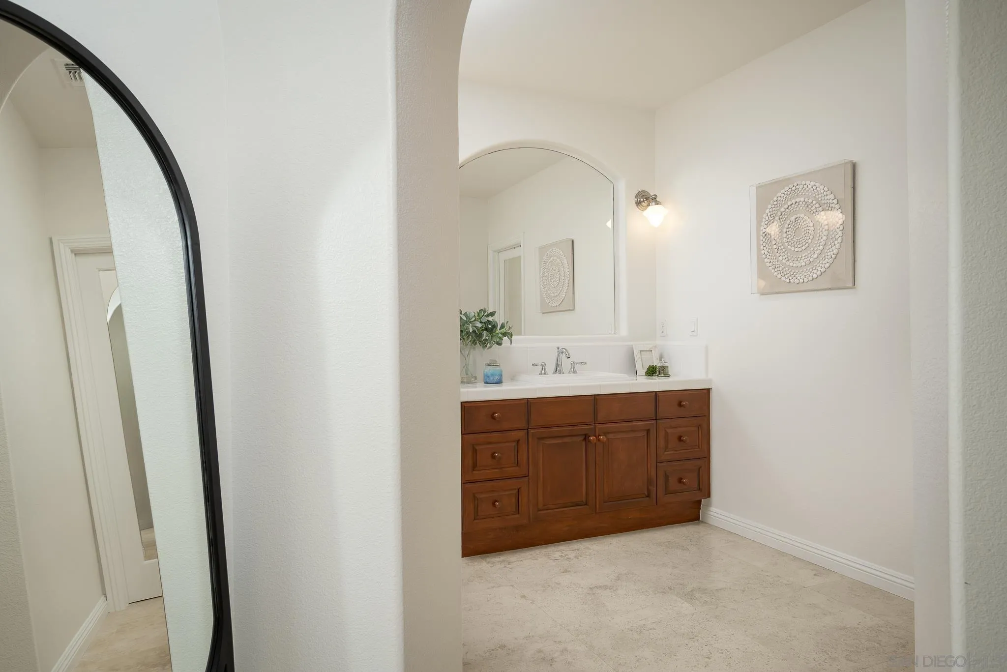 https://cdn.realtyfeed.com/cdn/127/220020473/f1756a07354d8a46dd80fab0df5d1eee.webp