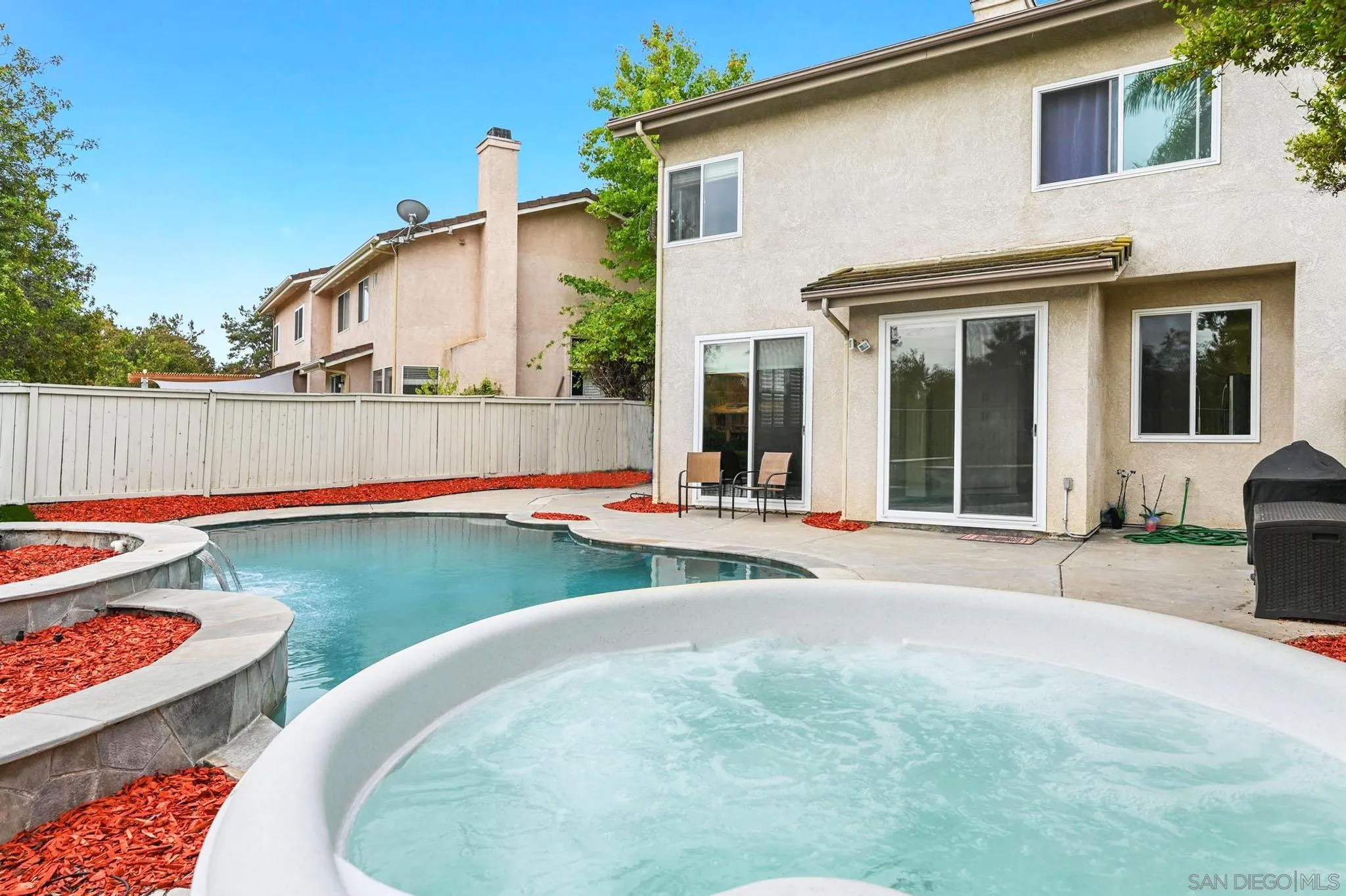 https://cdn.realtyfeed.com/cdn/127/220020513/b8589cd200fdd6be006dd136627c5005.webp
