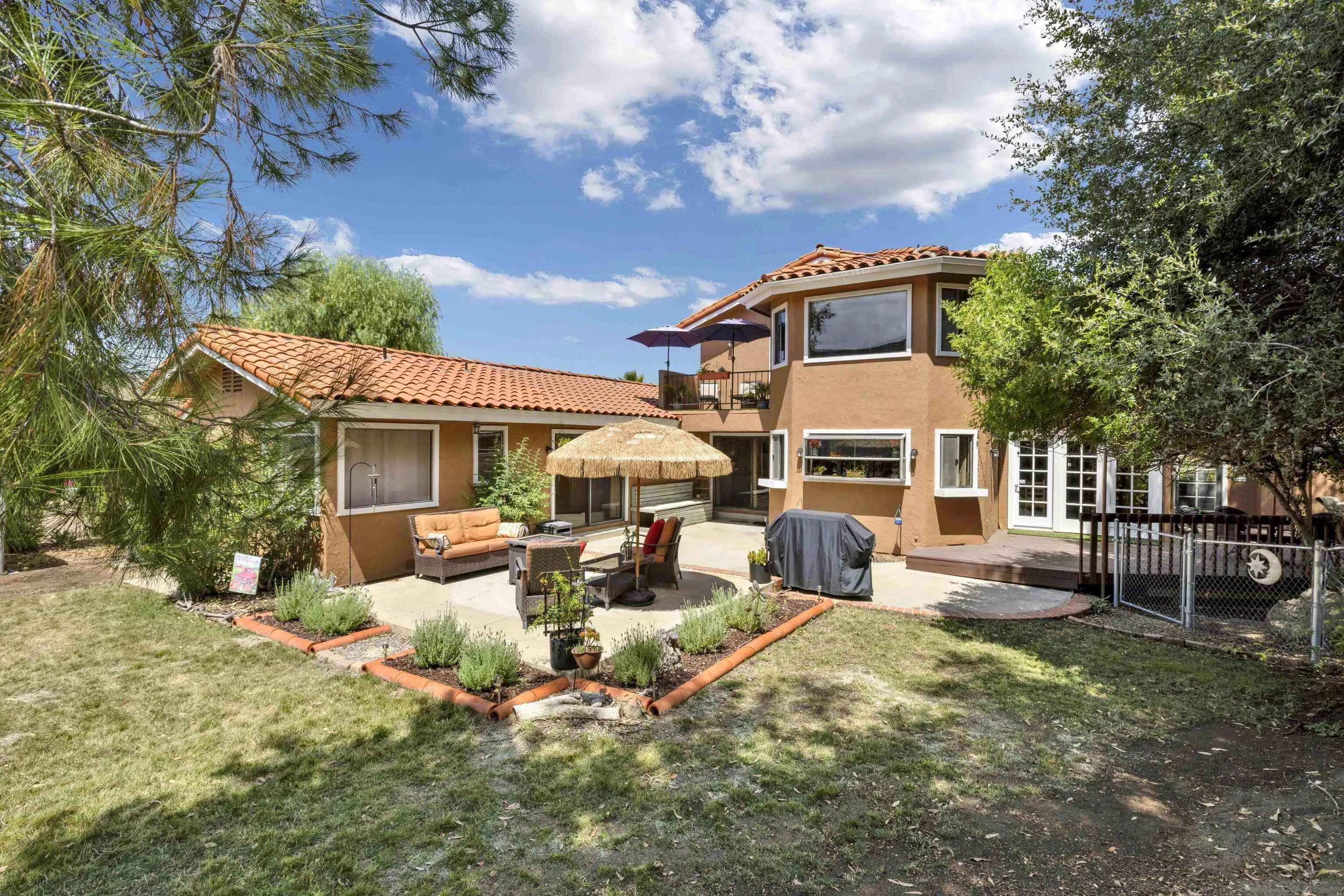 https://cdn.realtyfeed.com/cdn/127/220020611/4e53b0b8e7572f59935d37f9544ee213.webp