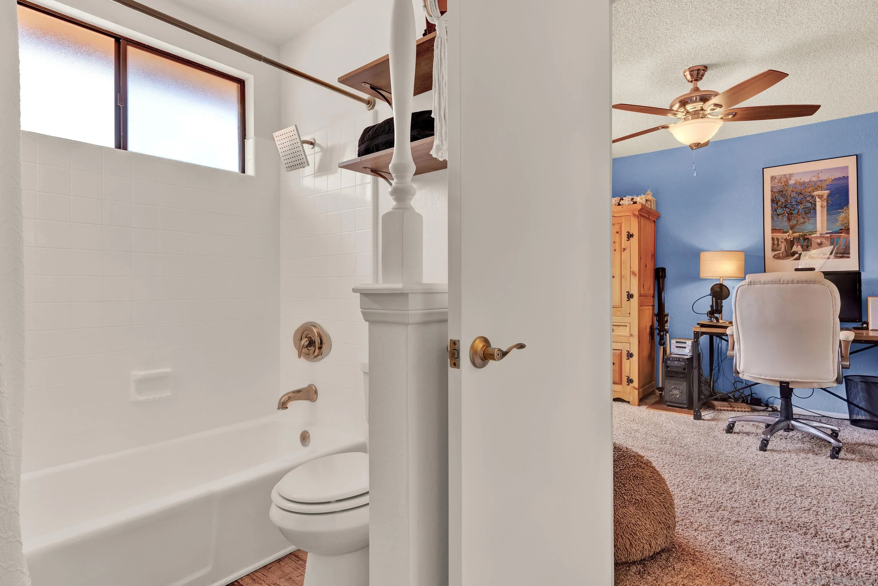 https://cdn.realtyfeed.com/cdn/127/220020611/8bde51a9e10aa8a6f03b22b96016cef0.webp