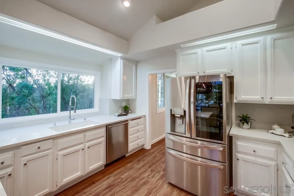 https://cdn.realtyfeed.com/cdn/127/220020867/1ae6cf444b41849343c611ad8af9a2e0.webp