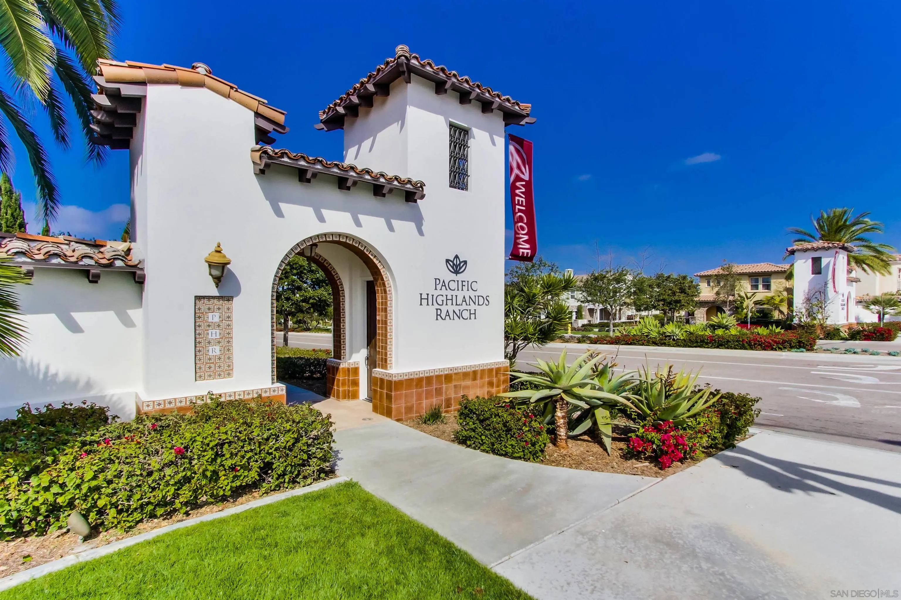https://cdn.realtyfeed.com/cdn/127/220021343/0b483ffa35c0b53143e91605bdf06ed8.webp