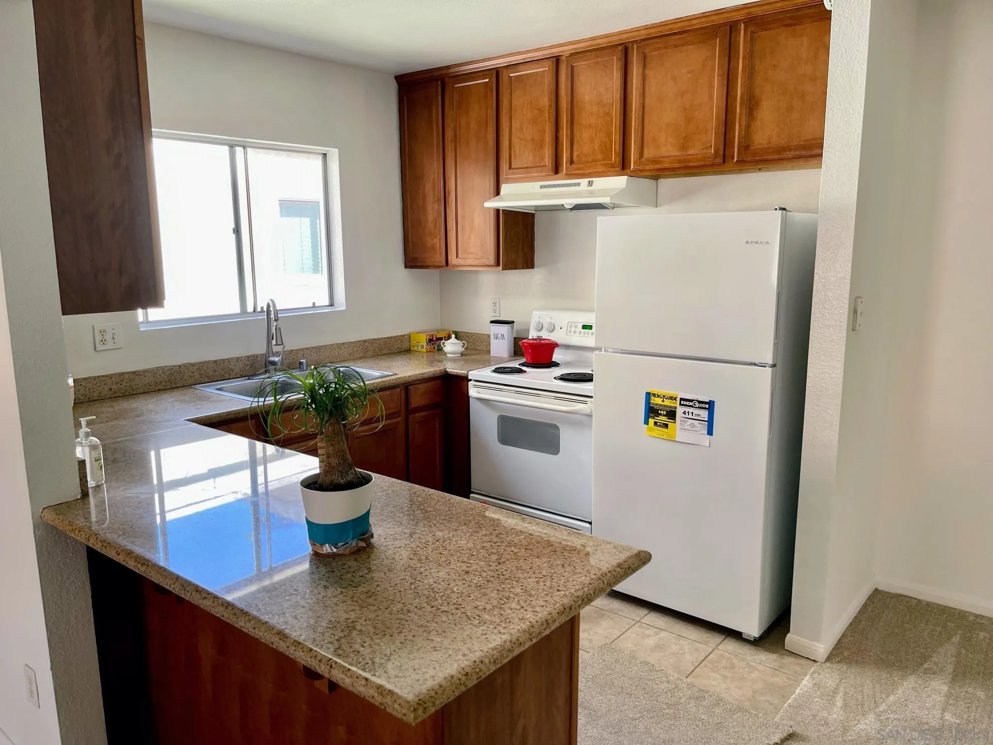 https://cdn.realtyfeed.com/cdn/127/220021438/a5ffc3d7313f46ab76dd88320ad8e127.webp