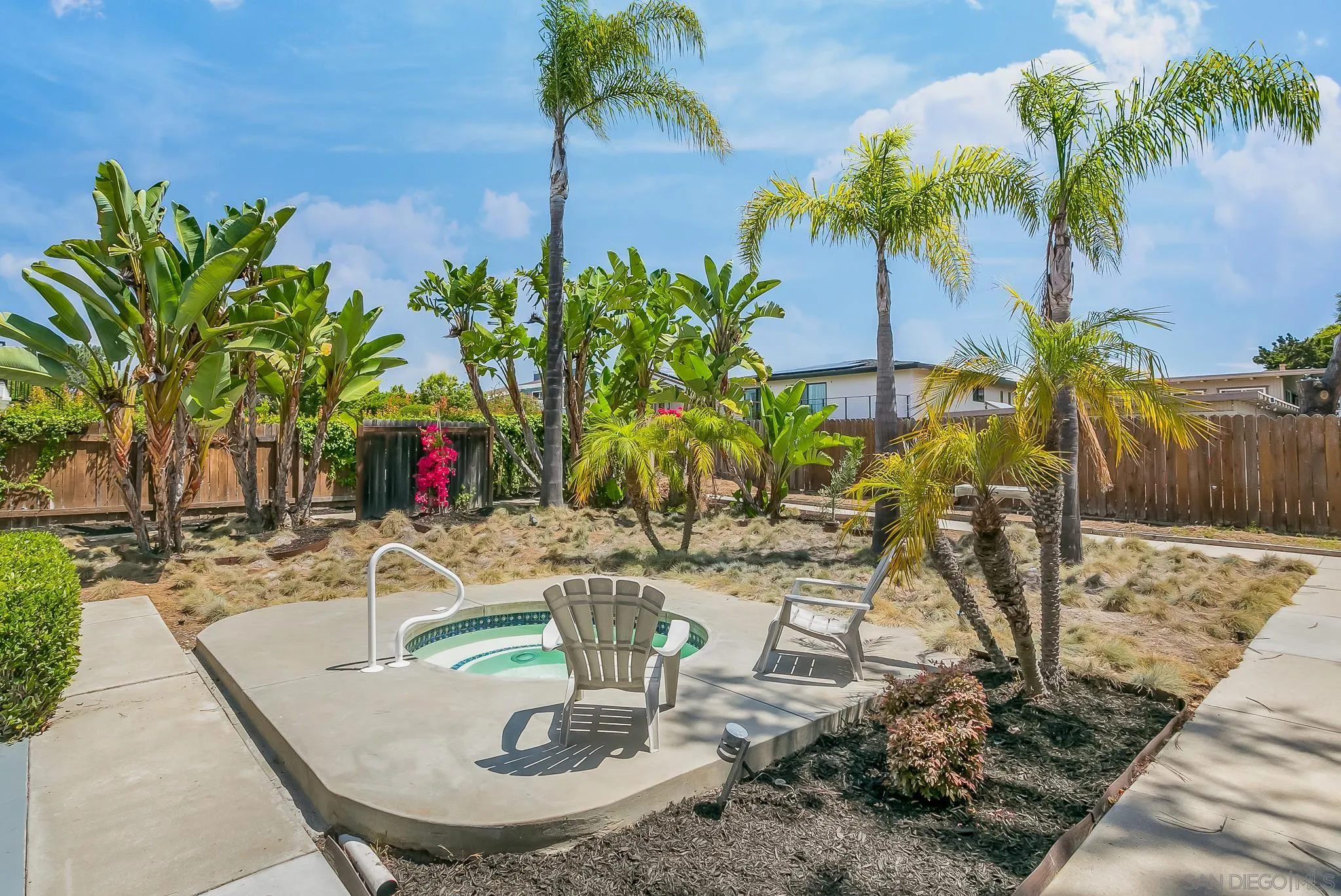 https://cdn.realtyfeed.com/cdn/127/220021469/ec7822071f735276ad7f49a18686e054.webp