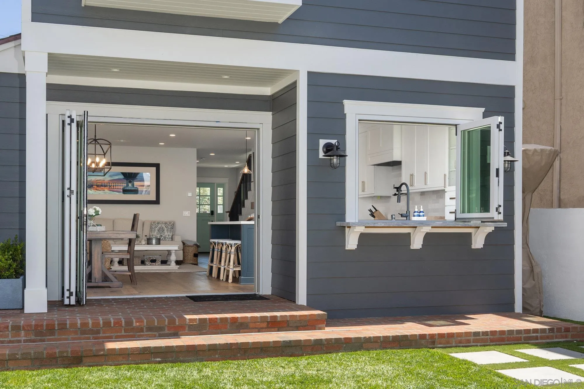 https://cdn.realtyfeed.com/cdn/127/220021562/84a7f43ac90e10b2652cdc849f981b26.webp