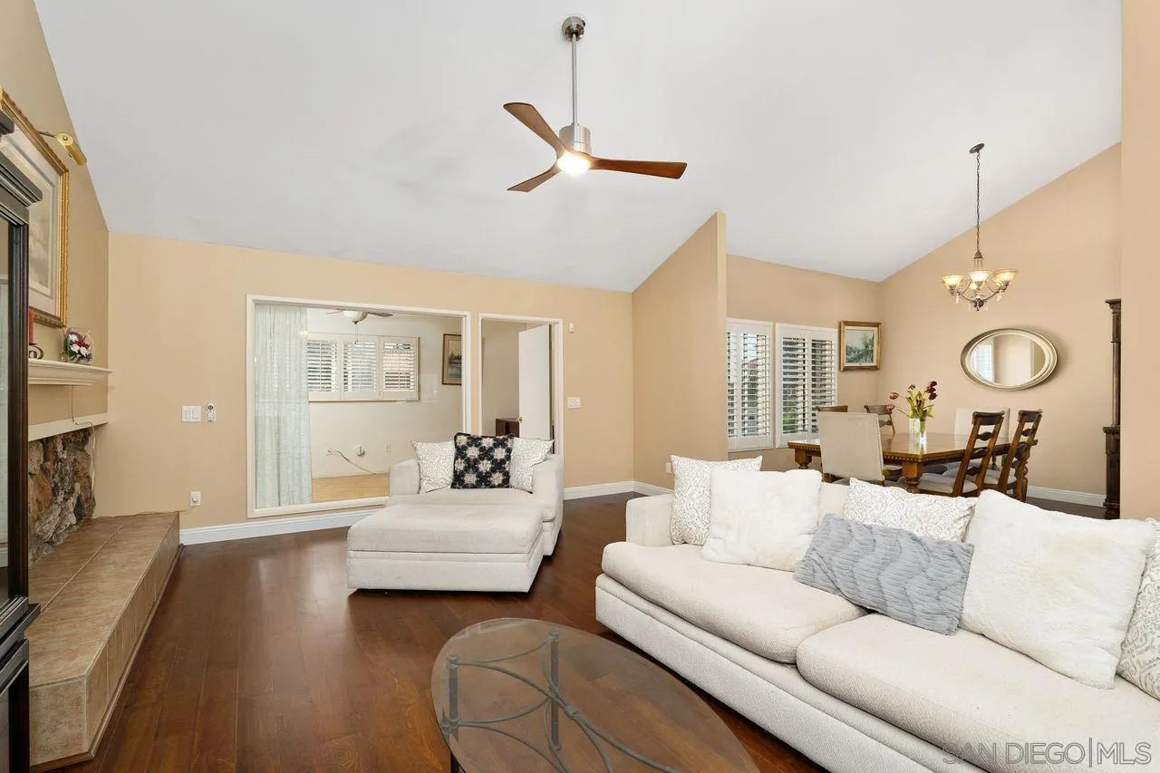 https://cdn.realtyfeed.com/cdn/127/220022209/15139ed9a509e79cdb271f31647b3767.webp