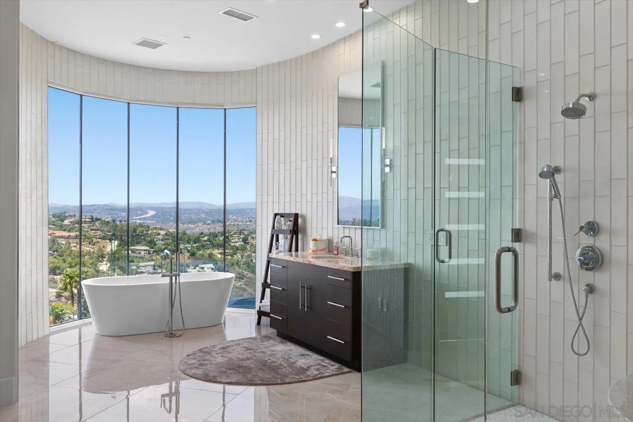 https://cdn.realtyfeed.com/cdn/127/220022658/05083917e67457556114ee9c447b5ab8.webp
