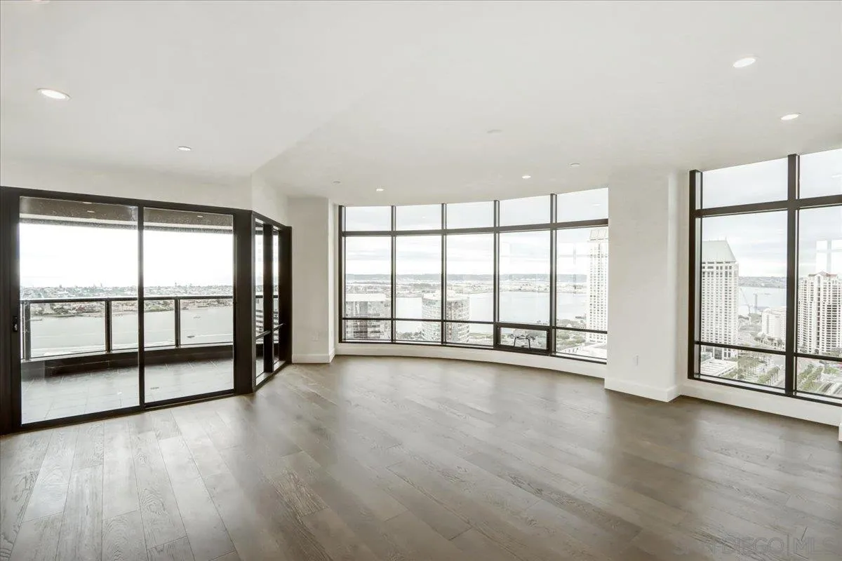 https://cdn.realtyfeed.com/cdn/127/220022823/43ab9babe309c63dbd6ffd9a40713f8b.webp
