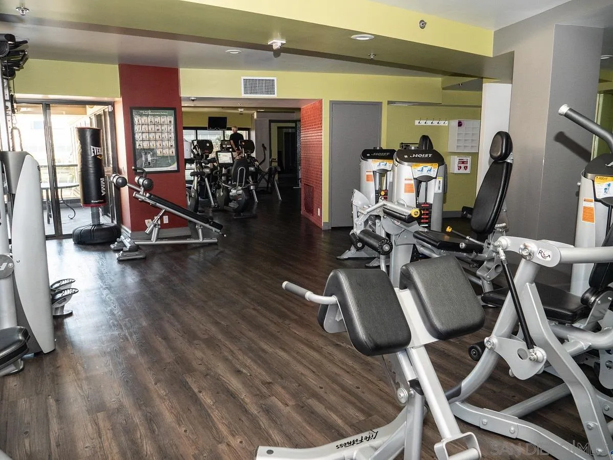 https://cdn.realtyfeed.com/cdn/127/220022823/6ec52b5ffa523ac5ce72bcbab0c2a064.webp