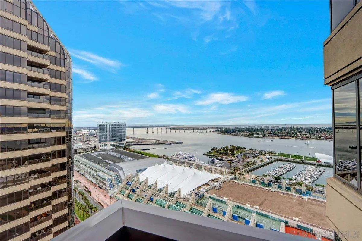 https://cdn.realtyfeed.com/cdn/127/220022823/a3aa66210d27c0bec26827573ff4e609.webp