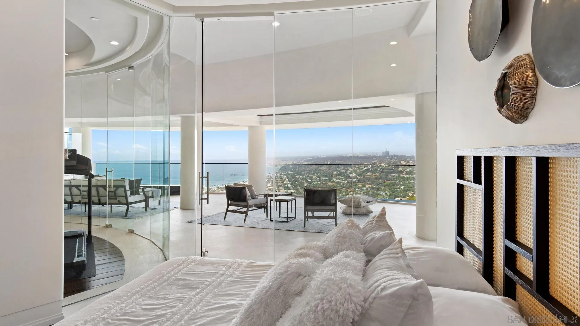 https://cdn.realtyfeed.com/cdn/127/220022833/3016f32abe4681c6c07f2e2163c6c5e0.webp