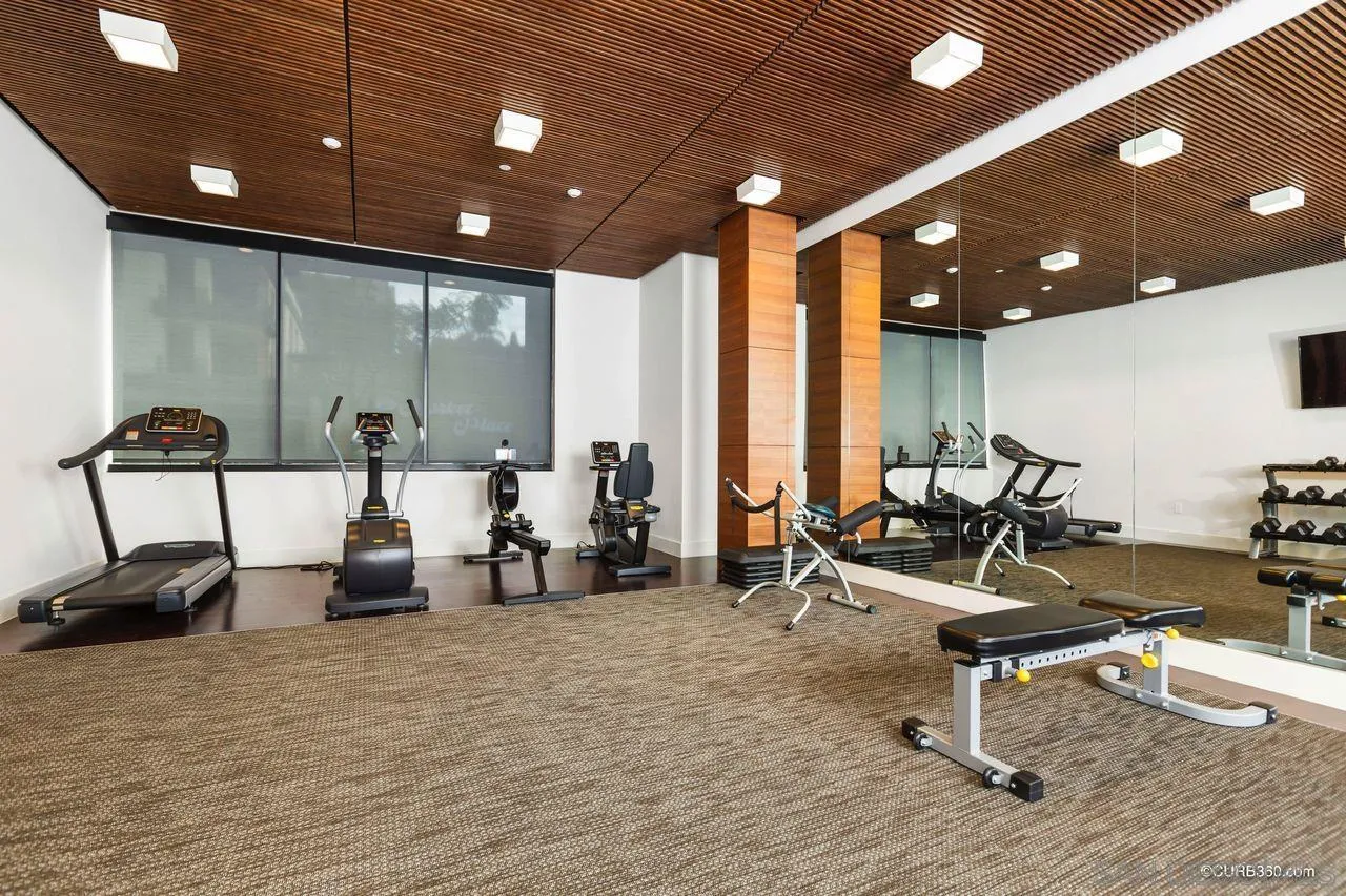 https://cdn.realtyfeed.com/cdn/127/220022997/858b161c23408357b34c163dd3cfae35.webp