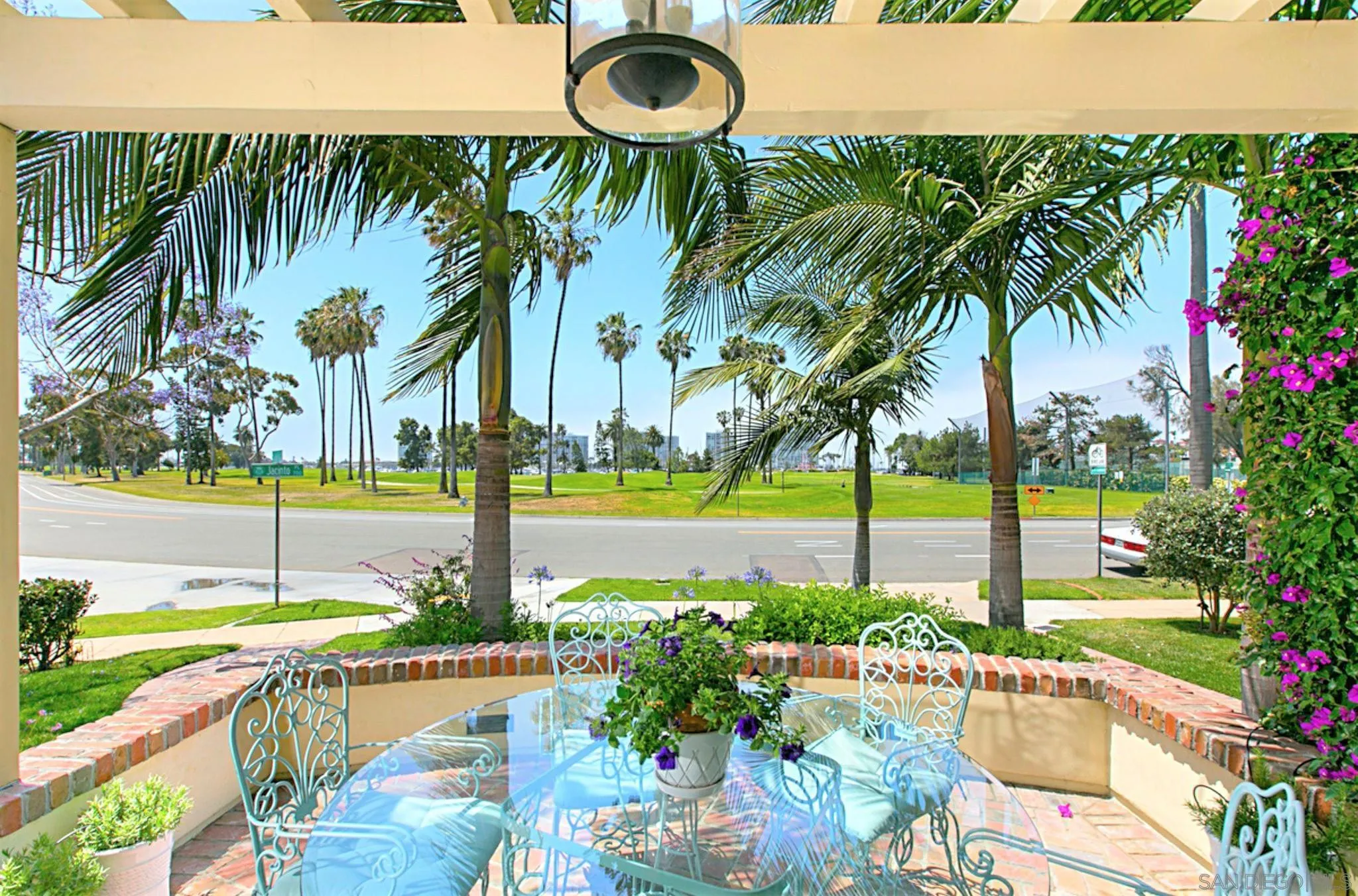 https://cdn.realtyfeed.com/cdn/127/220023432/55b3105755225babf2dc628af769b307.webp