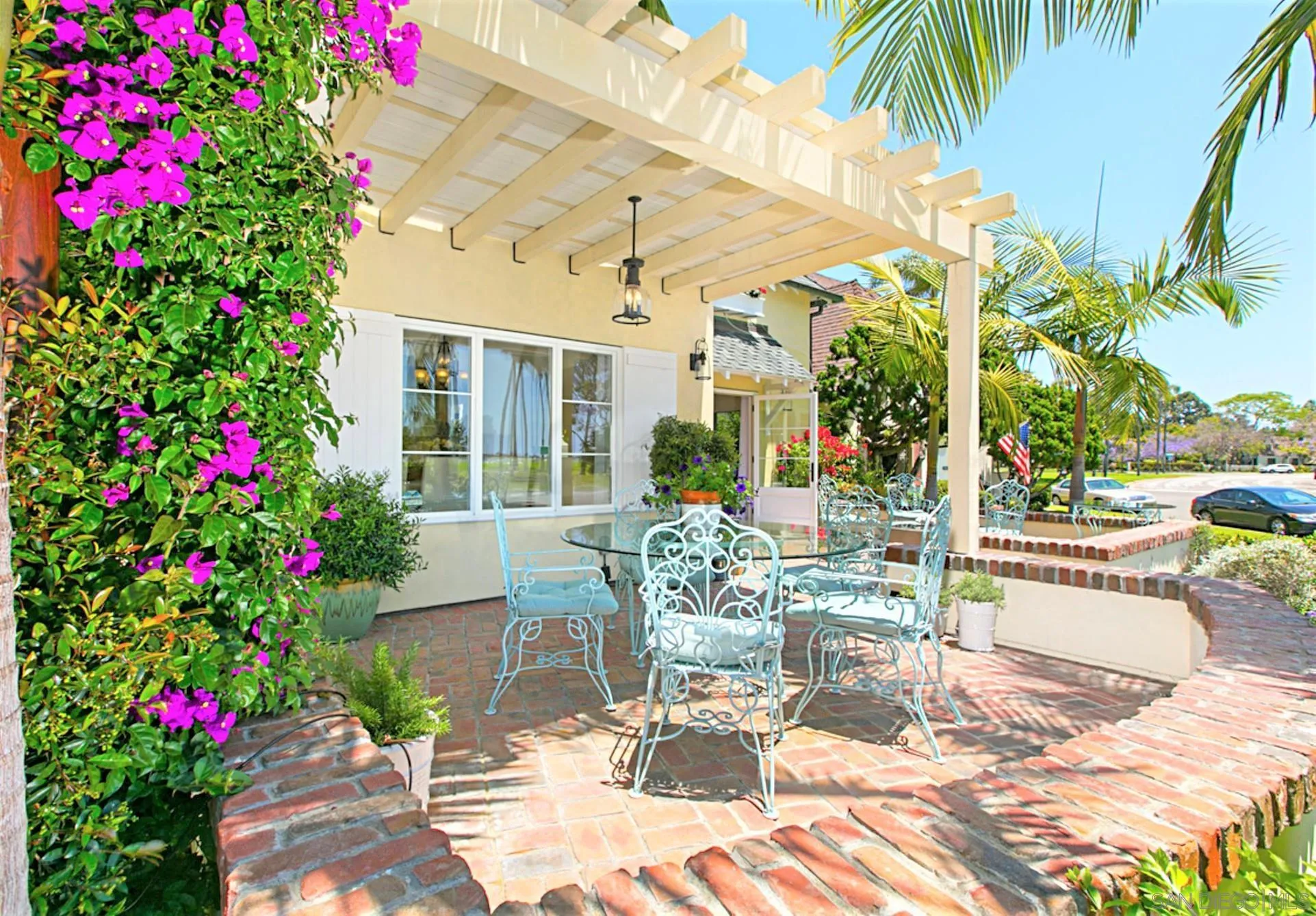 https://cdn.realtyfeed.com/cdn/127/220023432/c5fa307e3bea3823b0f57341328dfc06.webp